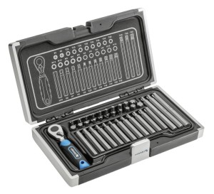 Zestaw narzędziowy 37 szt Hoegert HT1R466