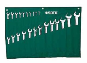 Zestaw 23 kluczy płasko-oczkowych w saszetce SATA S09027
