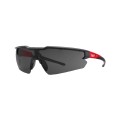Okulary ochronne przyciemniane Milwaukee odporne na zarysowania i zaparowanie 4932478764